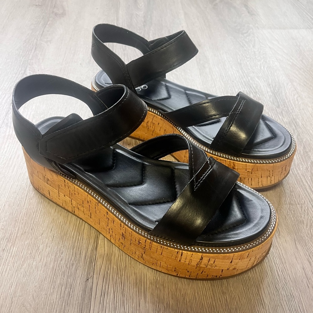 Franco Sarto Women's Ozio Sandal sz 10M